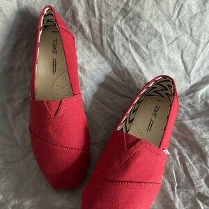 TOMS Women's Red Canvas Shoes